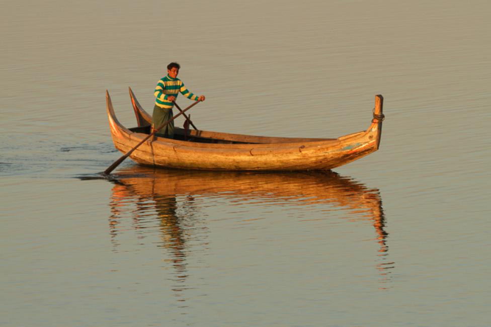 Navegando por el Ayeyarwaddy